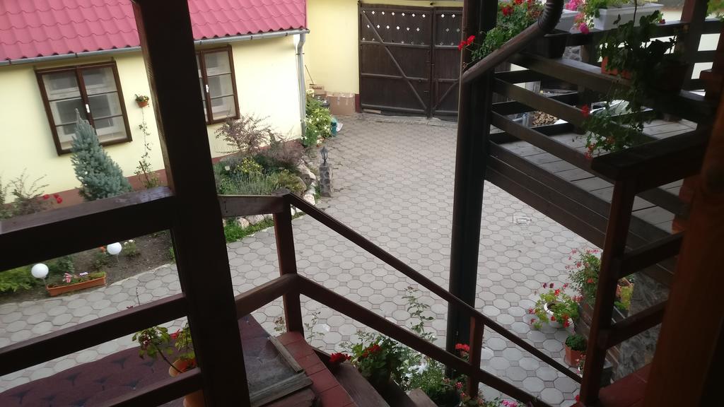 Pensiunea Liana Nemsa Bagian luar foto